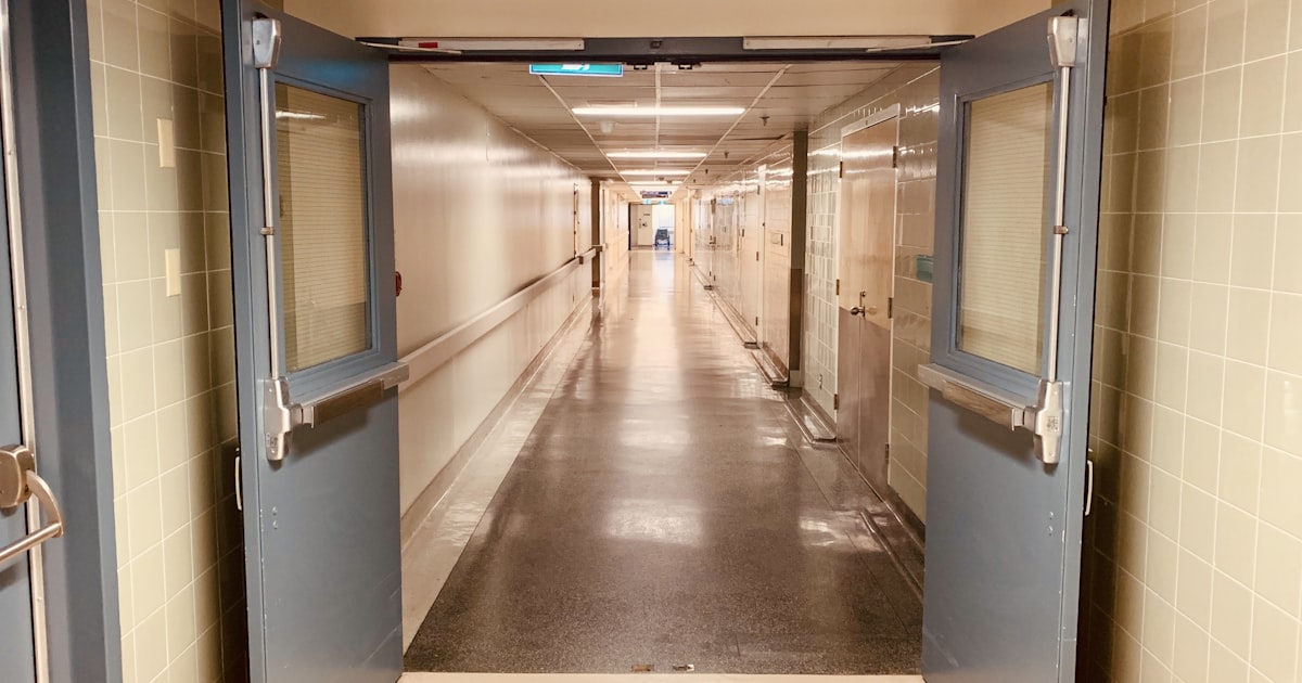 Hospital treatment room where care decisions are made under time pressure